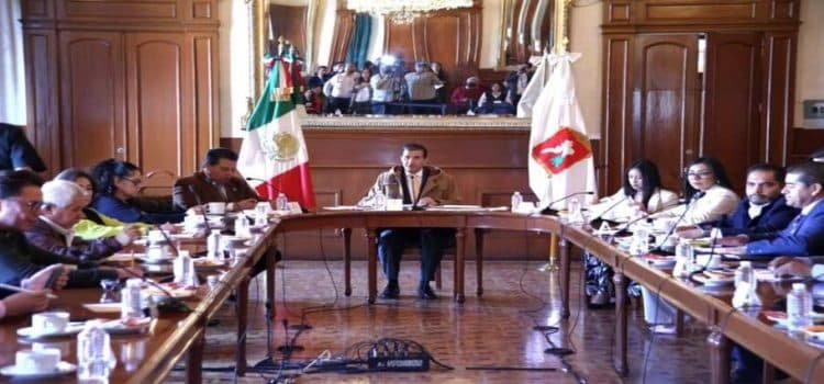 Habitantes denuncian aumento de extranjeros en colonias de Toluca