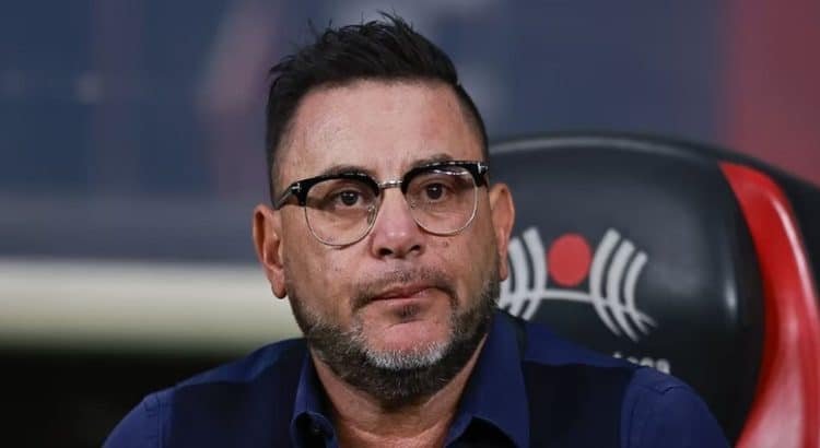 Antonio Mohamed es el nuevo entrenador de Toluca
