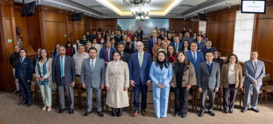 UAEMéx mejorará condiciones laborales