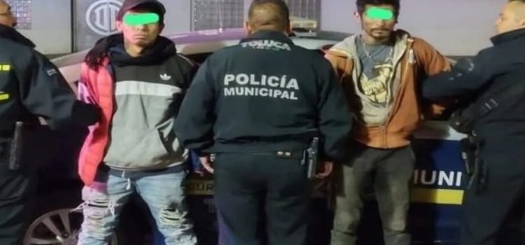 Detienen a 3 sujetos por presuntamente robar cableado en Toluca