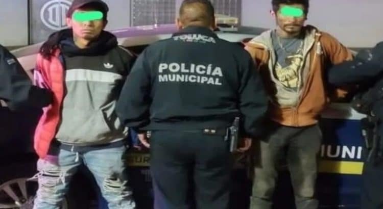 Detienen a 3 sujetos por presuntamente robar cableado en Toluca