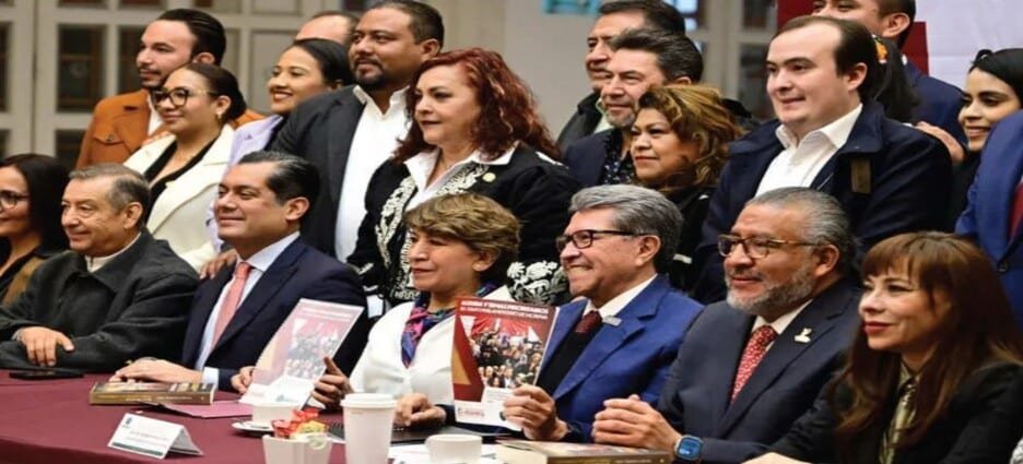 Gobernadora Delfina Gómez inaugura reunión legislativa