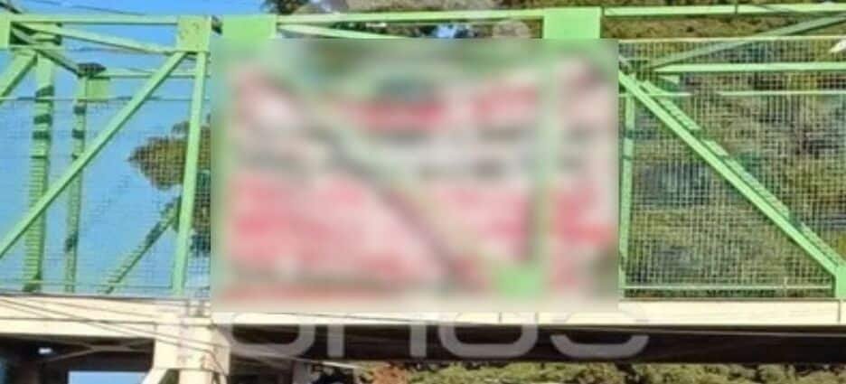 Cuelgan lonas intimidatorias en Toluca