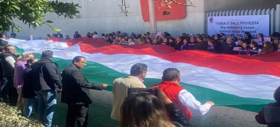 Protestan trabajadores del PJF por afectaciones a Fondo de Ahorro en Toluca