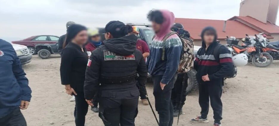 Rescatan a menores de edad extraviados en el Nevado de Toluca