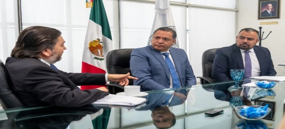 Gobierno municipal y Colegio de Notarios se unen para impulsar regularización del patrimonio en Toluca