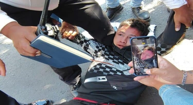Detienen a moto-ratón mientras intentaba asaltar a una joven en Toluca