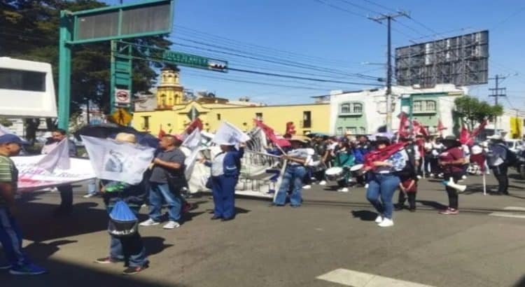 Organizaciones magisteriales vuelven a marchar tras no recibir respuesta de Autoridades en Toluca