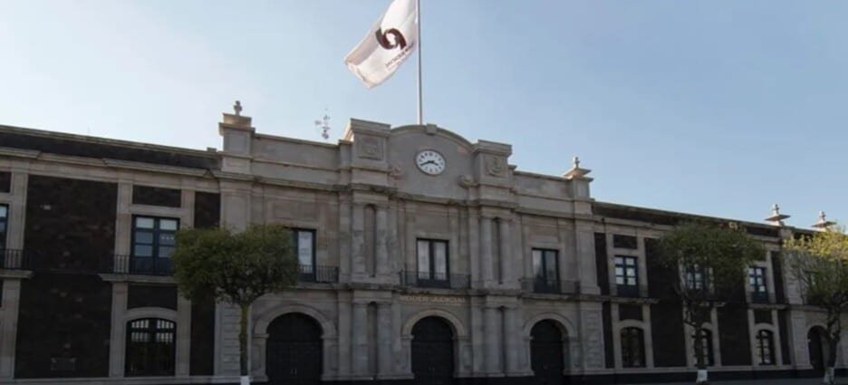 #EnVivo 🌐| Noticiero de Diarios Electrónicos de México https://www.facebook.com/share/v/18oC5ydS1U/?mibextid=wwXIfr