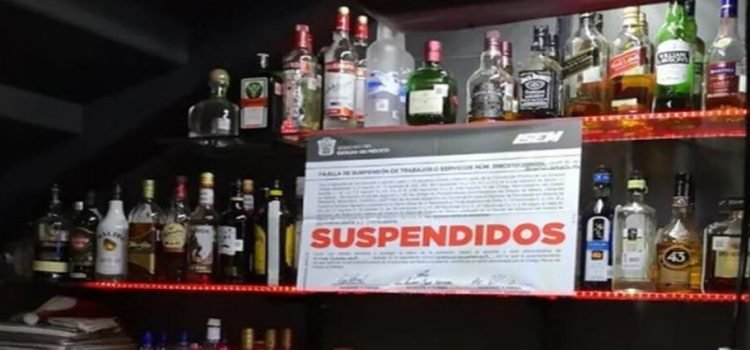 Realizan operativos de suspensión para negocios que operan sin licencia en Toluca