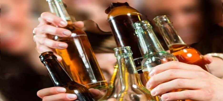 Proponen "Pulsera Centinela" para detectar bebidas adulteradas en bares de Edomex