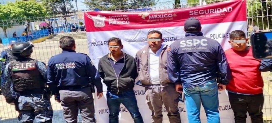 Caen integrantes de banda dedicada al robo de vehículo en Toluca