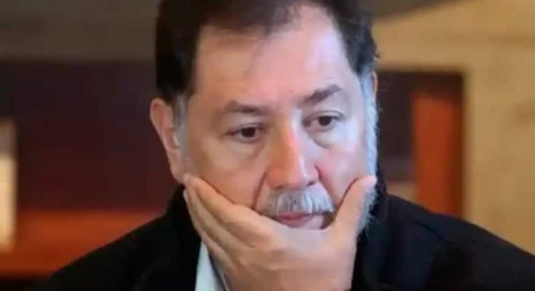 Fernández Noroña “pinta su raya” con el PT