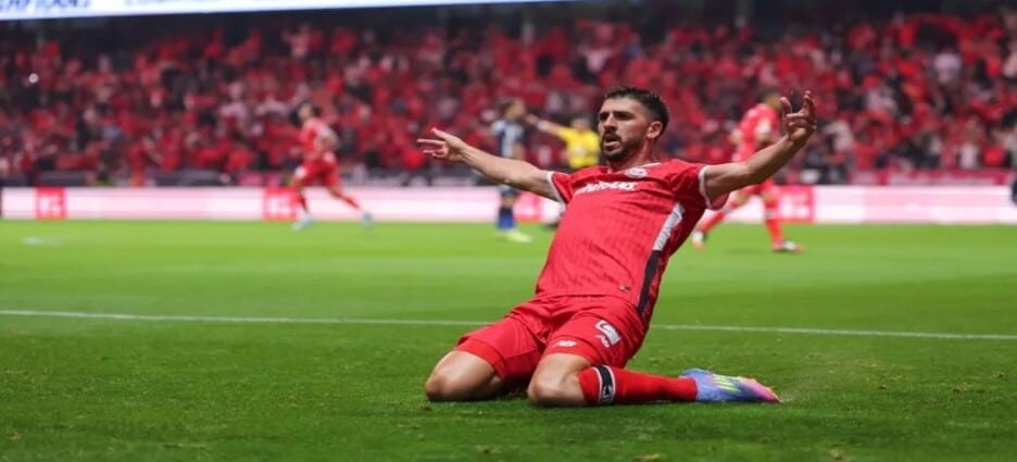 Paulinho hace a un lado las comparaciones con Cardozo