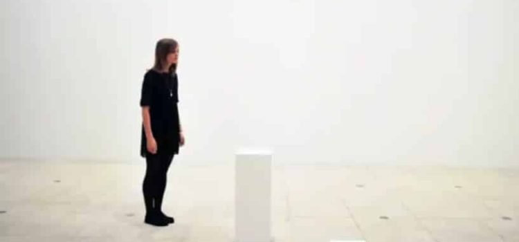 Artista vende obra invisible en… 18 mil dólares