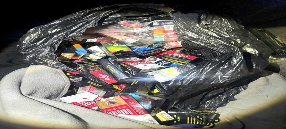 Detienen a presunto ladrón y recuperan mercancía en Toluca