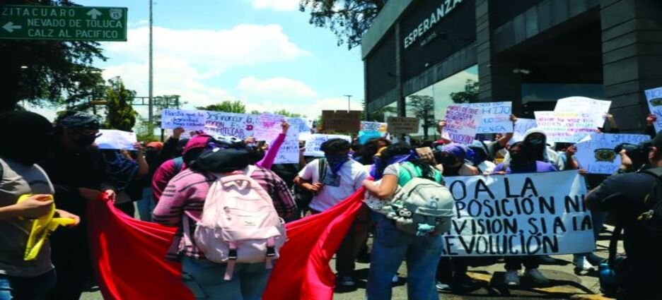 Ya son 26 planteles en paro por protestas de alumnos en Toluca; Comisión pide diálogo
