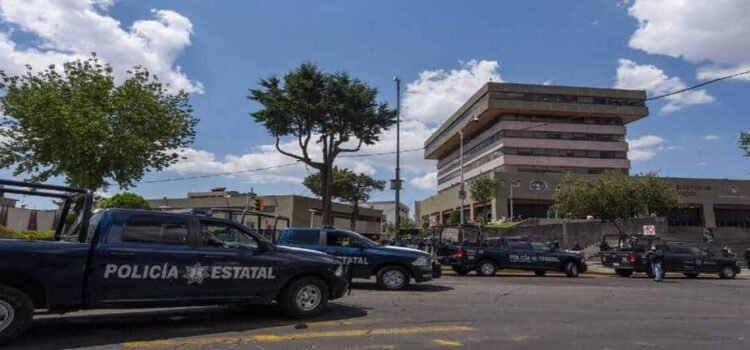 Procesan a integrantes de grupos “Los Gastones” y “Los 300” por extorsión en Edomex