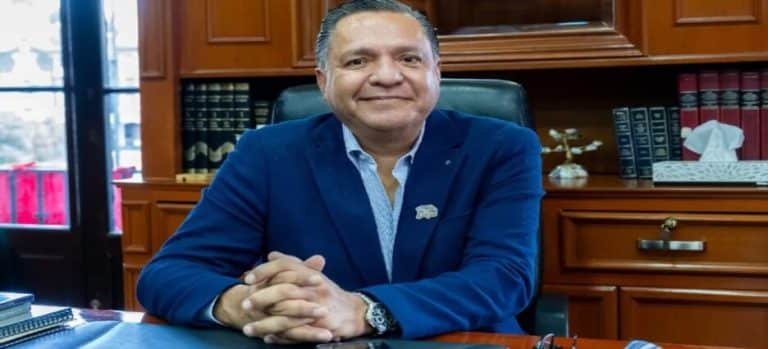 Ricardo Moreno se posiciona entre los alcaldes mejor evaluados del país