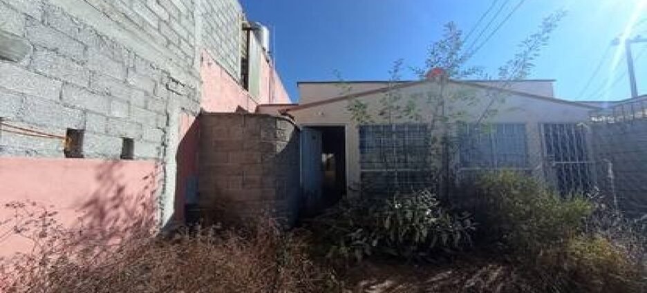 Encuentran cuerpo embolsado cerca de la UAEMex