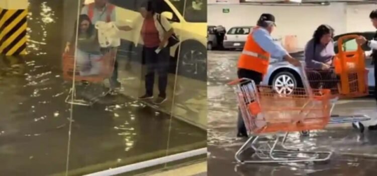 Para que no te mojes te llevan en “carrito de super” hasta tu automóvil