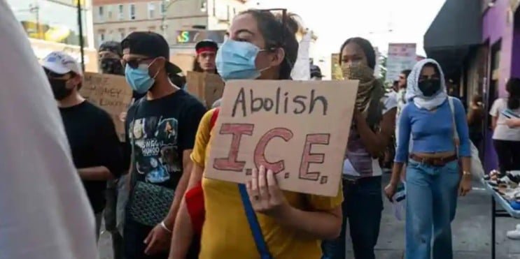 Ordena Jueza federal al ICE detener redadas migratorias en California