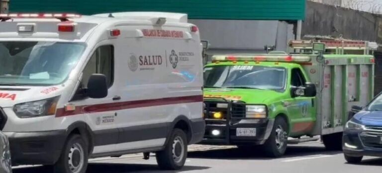 Hombre se electrocuta mientras realizaba reparaciones en local de Toluca