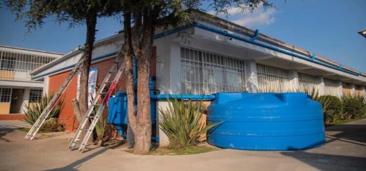 Únicamente 76 bachilleratos públicos cuentan con sistema de captación de lluvia en Edomex Únicamente 76 bachilleratos públicos cuentan con sistema de captación de lluvia en Edomex