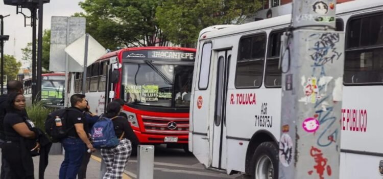 Convocan a protesta contra aumento en transporte público en Toluca Convocan a protesta contra aumento en transporte público en Toluca