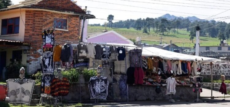 Comunidad al pie del Nevado de Toluca enfrenta crisis por cierre del parque Comunidad al pie del Nevado de Toluca enfrenta crisis por cierre del parque