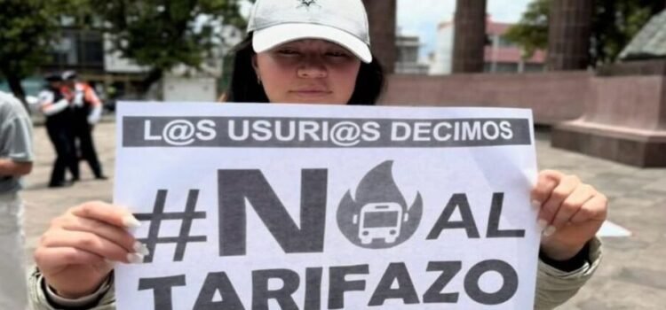 Sin transporte en Edomex, operadores protestan por tarifas Sin transporte en Edomex, operadores protestan por tarifas