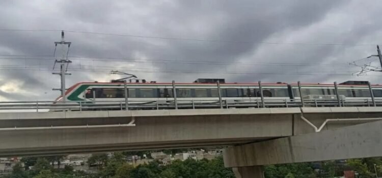 Inician pruebas de trenes en estación Observatorio del Tren Interurbano Inician pruebas de trenes en estación Observatorio del Tren Interurbano