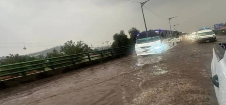 Refuerzan acciones preventivas tras intensas lluvias en Toluca Refuerzan acciones preventivas tras intensas lluvias en Toluca