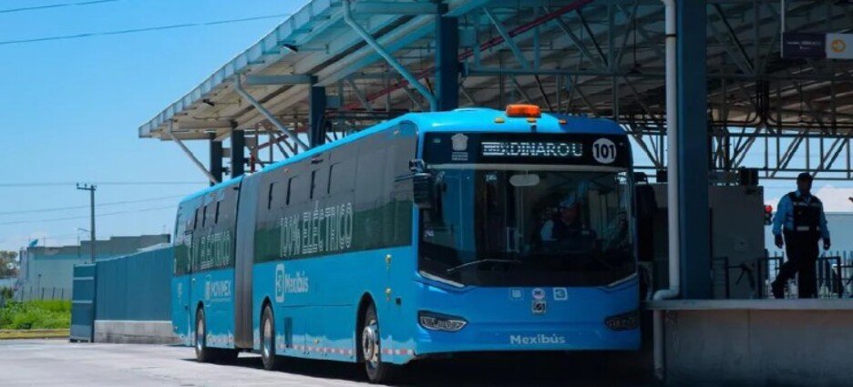 Semov presenta a alcaldes de Toluca Línea VI del Mexibús