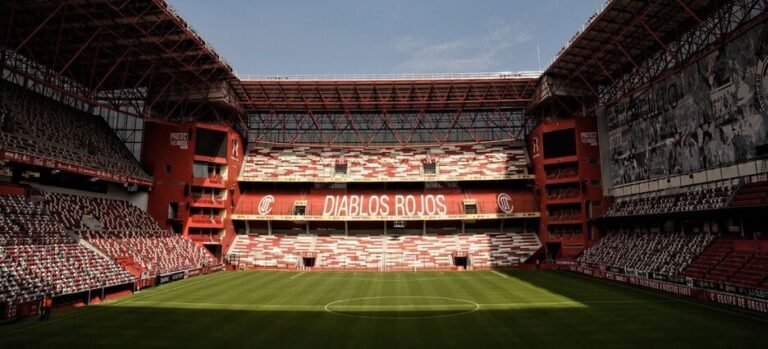 Aficionado continua su demanda contra el Club Toluca y la FMF