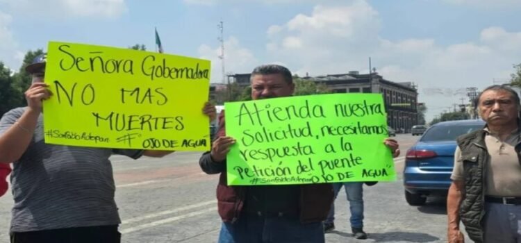 Habitantes exigen construcción de puente peatonal en la Toluca-Palmillas Habitantes exigen construcción de puente peatonal en la Toluca-Palmillas