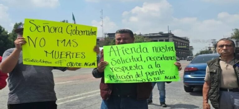 Habitantes exigen construcción de puente peatonal en la Toluca-Palmillas