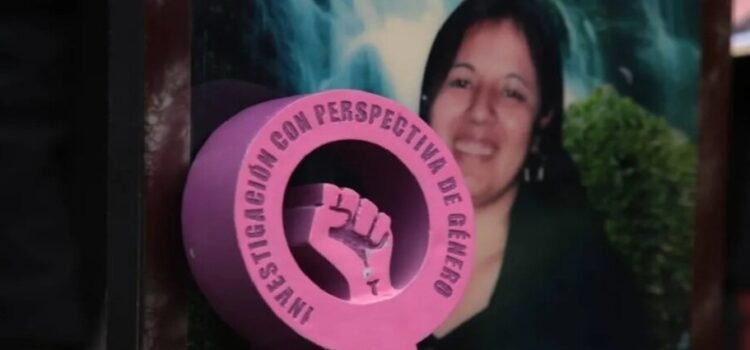 Presentan iniciativa ‘Mariana Lima’ ante el Congreso del Edomex Presentan iniciativa ‘Mariana Lima’ ante el Congreso del Edomex