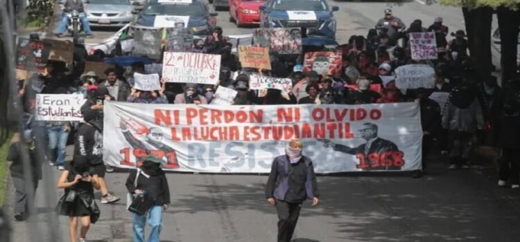 Manifestaciones dejan destrozos en Toluca Manifestaciones dejan destrozos en Toluca