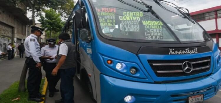 Semov recibe 291 quejas por aumento no autorizado en tarifas al transporte público en Edomex Semov recibe 291 quejas por aumento no autorizado en tarifas al transporte público en Edomex
