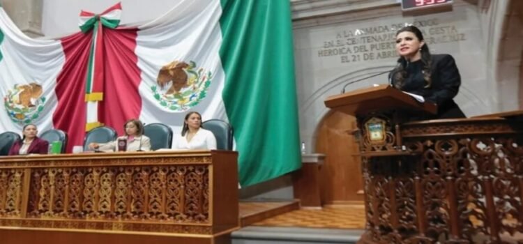 “Edomex, economía que creció más de todo el país”: Laura González Hernández “Edomex, economía que creció más de todo el país”: Laura González Hernández