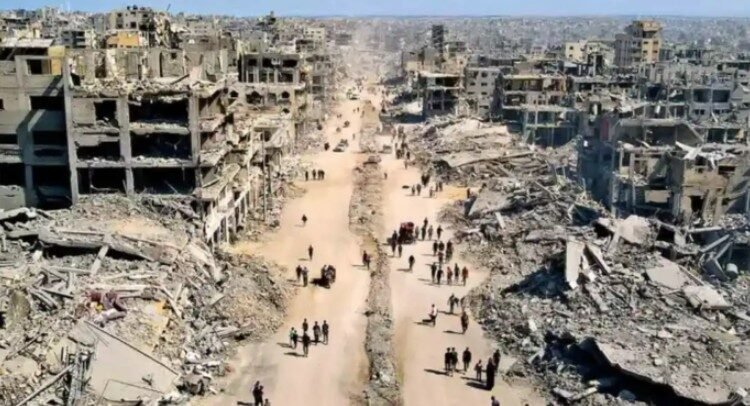 Miles de desplazados regresan a Gaza