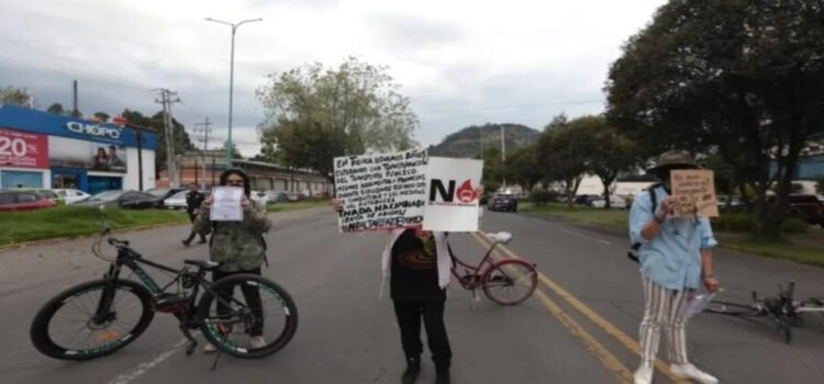 Colectivos buscaran revertir tarifazo en Edomex Colectivos buscaran revertir tarifazo en Edomex