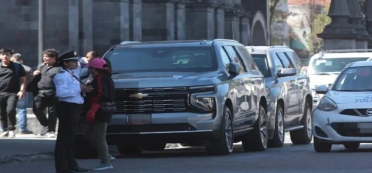 Proponen tarifa única para autos de lujo en Edomex