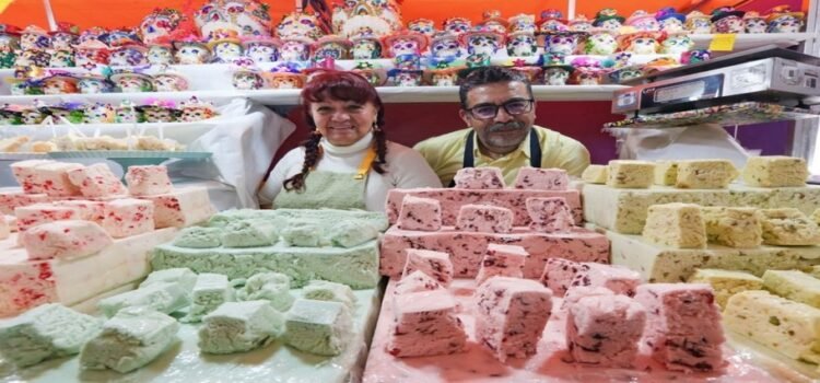 Dulce de turrón llega antes del Día de Muertos a los Portales del Centro de Toluca Dulce de turrón llega antes del Día de Muertos a los Portales del Centro de Toluca