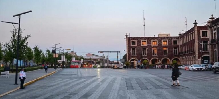 Cierres viales por el desfile del 20 de noviembre en Toluca