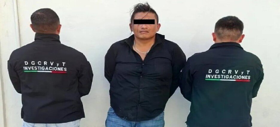 Detienen a sujeto que se hacía pasar por policía en Toluca