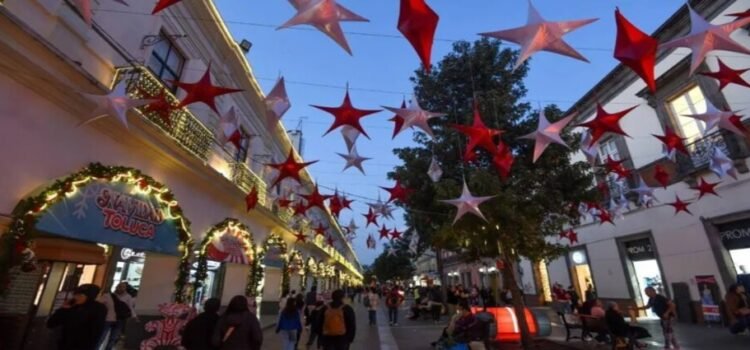 Otorgarán permisos temporales a comerciantes en Toluca por fiestas decembrinas