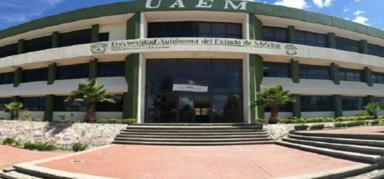 Fiscalía realiza diligencias en Rectoría de la UAEM por desaparición documentos fiscales