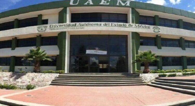 Fiscalía realiza diligencias en Rectoría de la UAEM por desaparición documentos fiscales